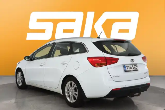 Valkoinen Farmari, Kia cee'd – XVN-563