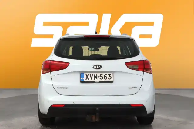 Valkoinen Farmari, Kia cee'd – XVN-563