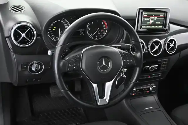 Musta Tila-auto, Mercedes-Benz B – XVO-746