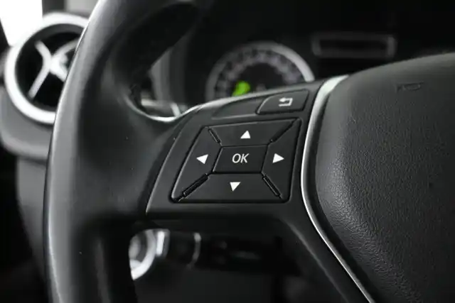 Musta Tila-auto, Mercedes-Benz B – XVO-746