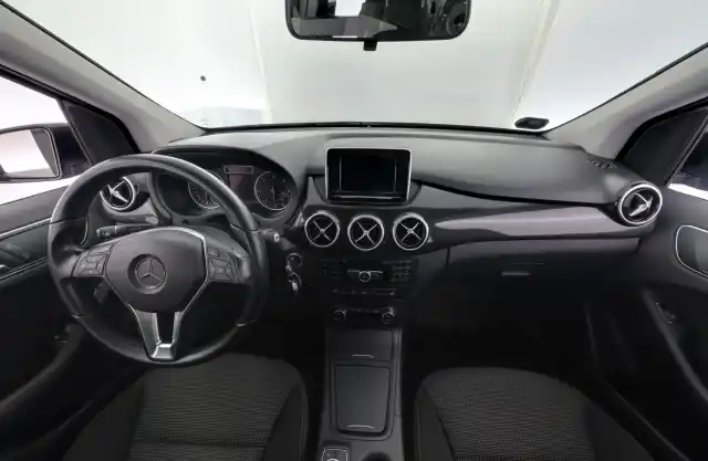 Musta Tila-auto, Mercedes-Benz B – XVO-746