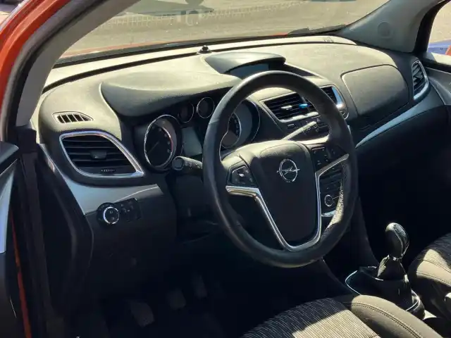 Oranssi Maastoauto, Opel Mokka – XVP-329