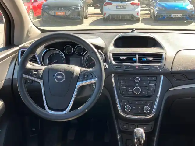 Oranssi Maastoauto, Opel Mokka – XVP-329