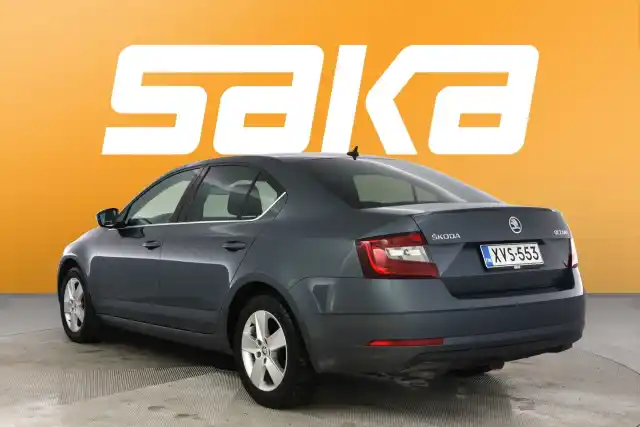 Harmaa Viistoperä, Skoda Octavia – XVS-553