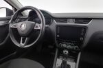 Harmaa Viistoperä, Skoda Octavia – XVS-553, kuva 10