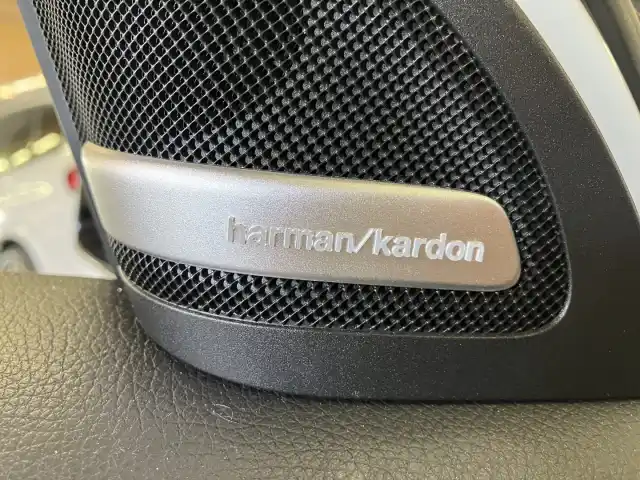 Valkoinen Viistoperä, Mercedes-Benz A – XVT-170