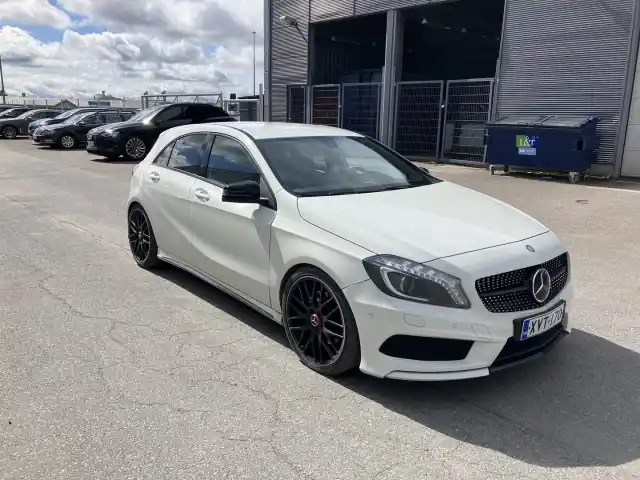 Valkoinen Viistoperä, Mercedes-Benz A – XVT-170