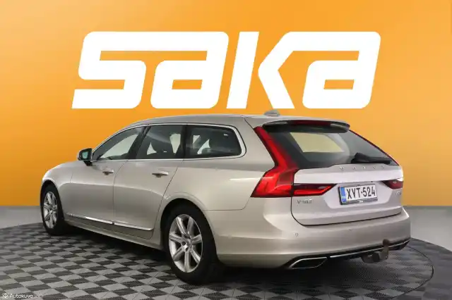 Beige Farmari, Volvo V90 – XVT-524