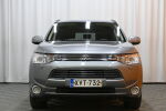 Vihreä Maastoauto, Mitsubishi Outlander – XVT-732, kuva 3