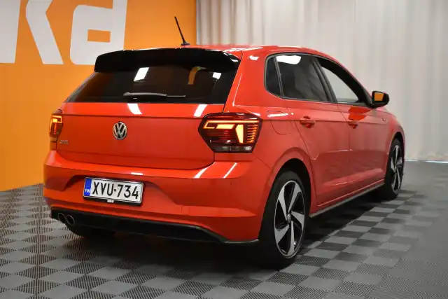 Punainen Viistoperä, Volkswagen Polo – XVU-734