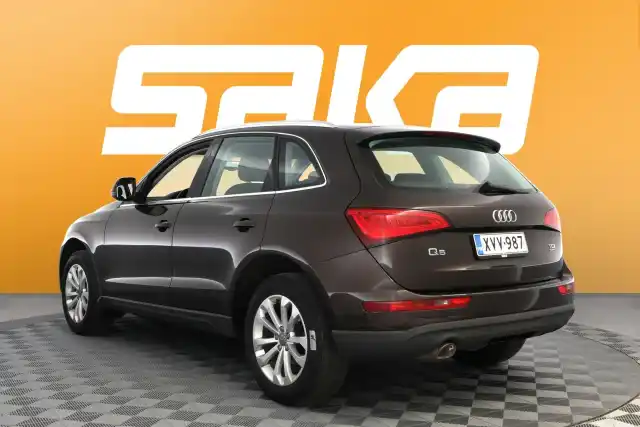 Ruskea (beige) Maastoauto, Audi Q5 – XVV-987