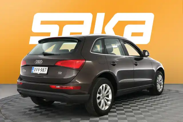 Ruskea (beige) Maastoauto, Audi Q5 – XVV-987