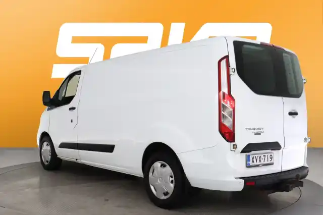 Valkoinen Pakettiauto, Ford Transit Custom – XVX-719