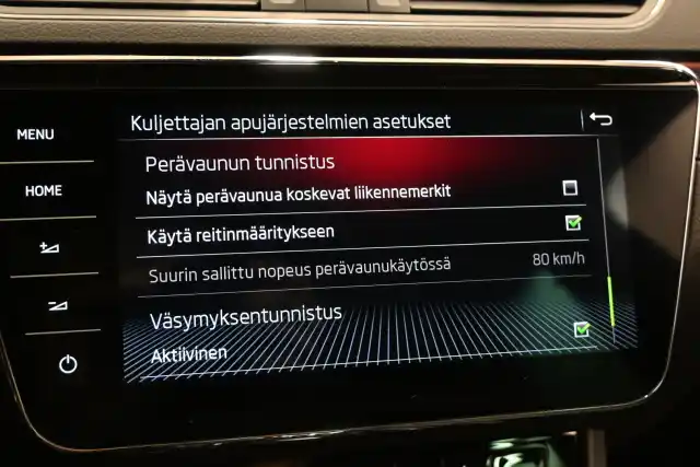 Musta Sedan, Skoda Superb – XVX-777