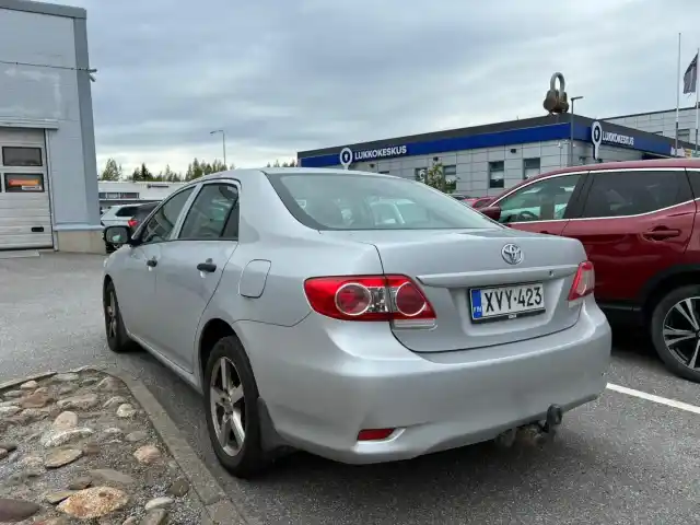 Hopea Sedan, Toyota Corolla – XVY-423