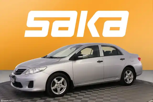Hopea Sedan, Toyota Corolla – XVY-423