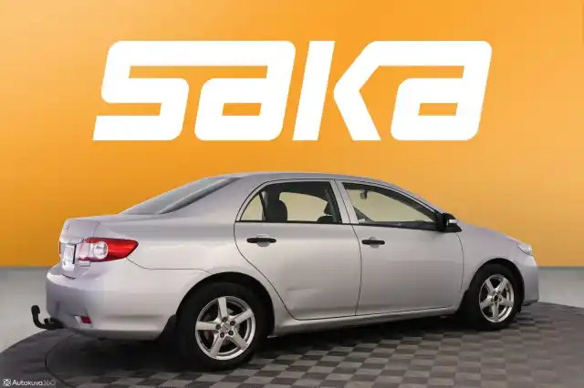 Hopea Sedan, Toyota Corolla – XVY-423
