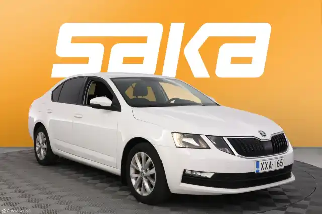 Valkoinen Viistoperä, Skoda Octavia – XXA-165