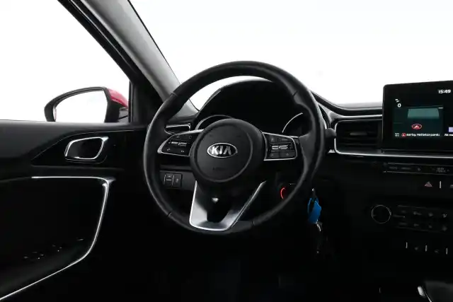 Punainen Farmari, Kia Ceed – XXA-514