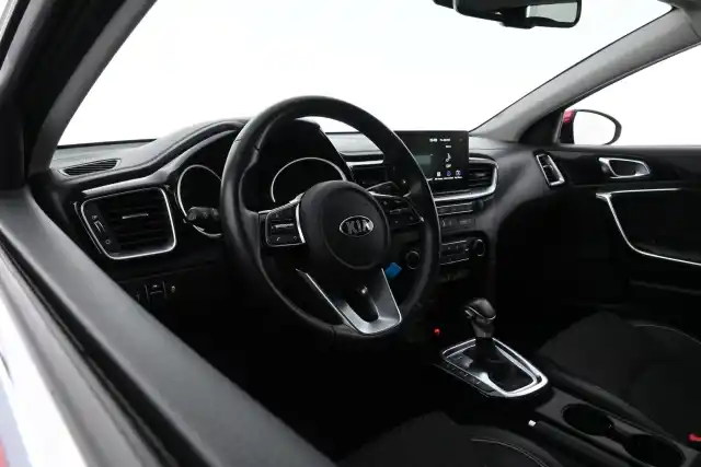 Punainen Farmari, Kia Ceed – XXA-514