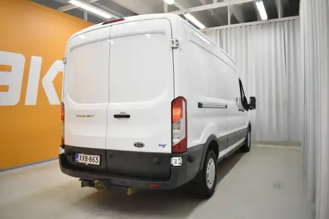 Valkoinen Pakettiauto, Ford Transit – XXB-863