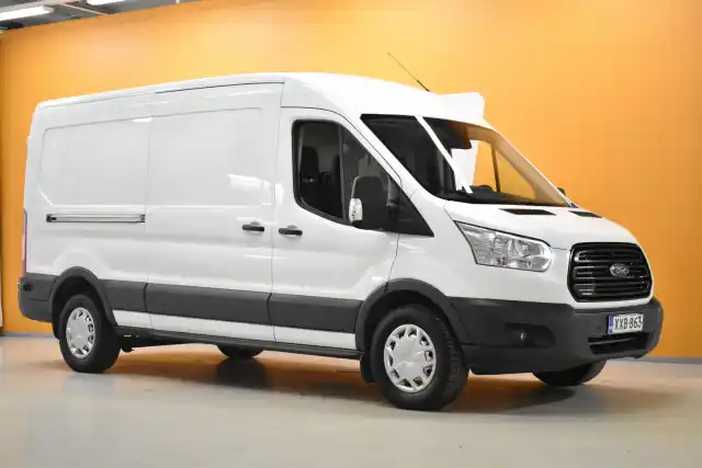 Valkoinen Pakettiauto, Ford Transit – XXB-863