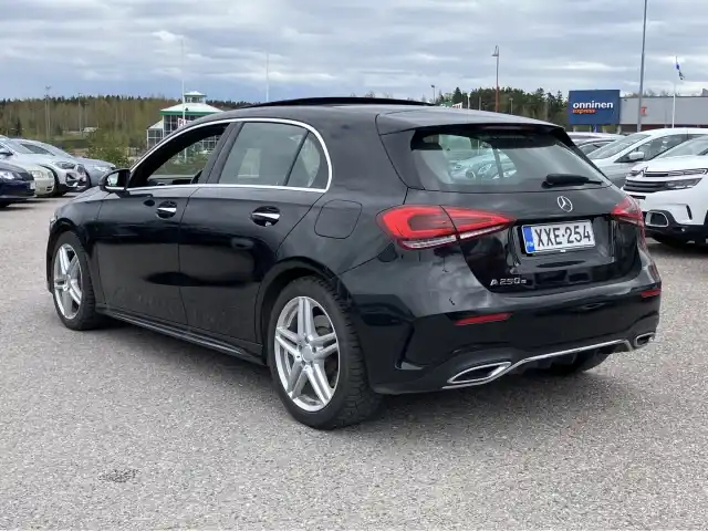 Musta Viistoperä, Mercedes-Benz A – XXE-254