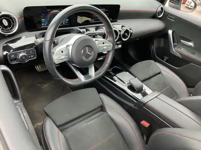 Musta Viistoperä, Mercedes-Benz A – XXE-254
