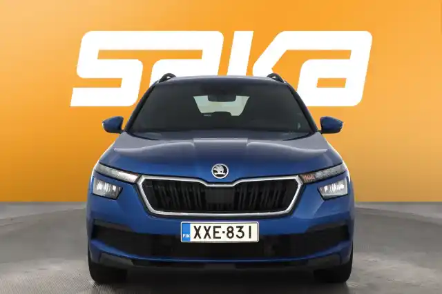 Sininen Viistoperä, Skoda Kamiq – XXE-831