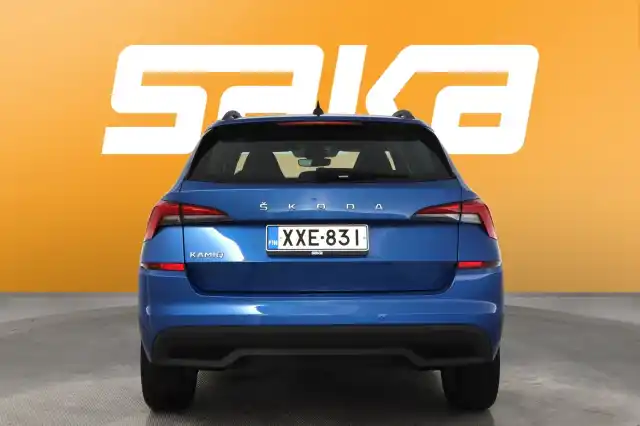 Sininen Viistoperä, Skoda Kamiq – XXE-831