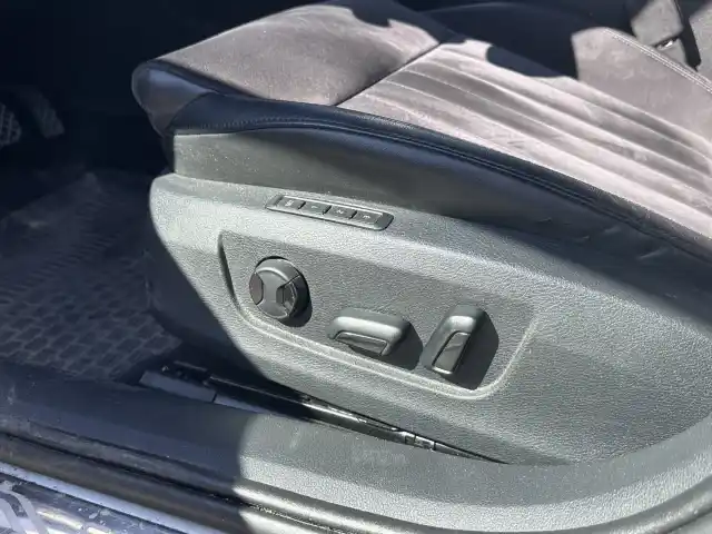 Valkoinen Farmari, Skoda Superb – XXH-438