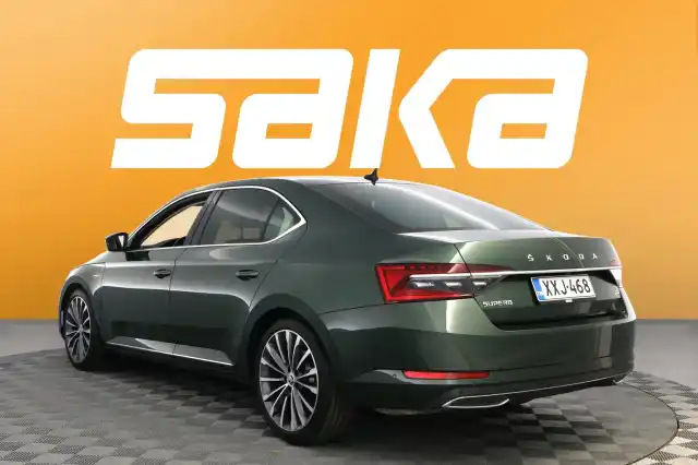 Vihreä Sedan, Skoda Superb – XXJ-468