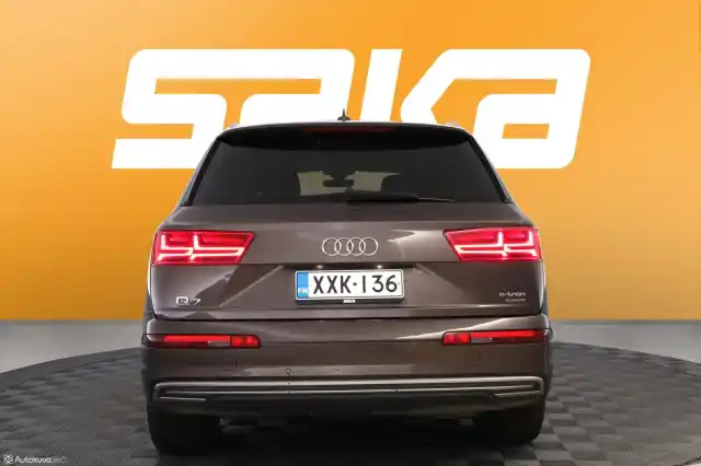 Ruskea Farmari, Audi Q7 – XXK-136