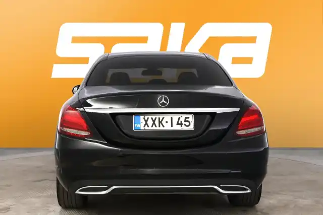 Musta Sedan, Mercedes-Benz C – XXK-145