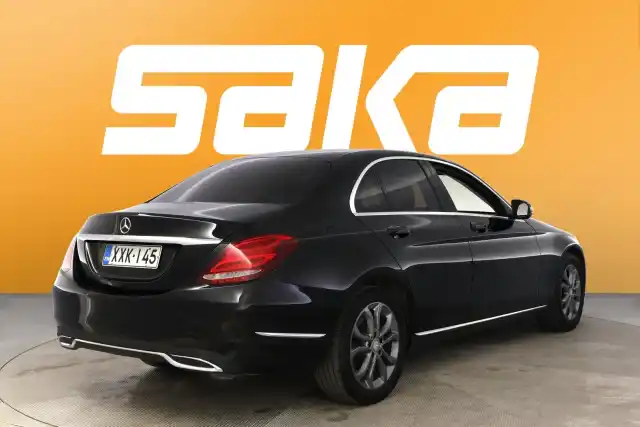 Musta Sedan, Mercedes-Benz C – XXK-145