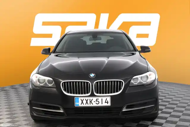 Musta Farmari, BMW 530 – XXK-514