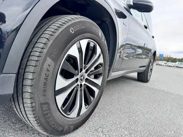 Musta Maastoauto, Mercedes-Benz GLC – XXO-709