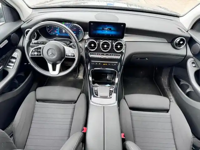 Musta Maastoauto, Mercedes-Benz GLC – XXO-709