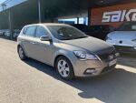 Hopea Viistoperä, Kia cee'd – XXY-628, kuva 1