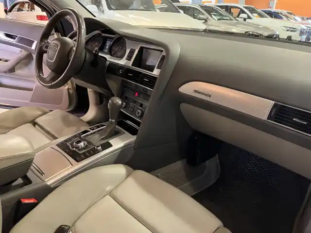 Sininen Sedan, Audi A6 – YGF-846
