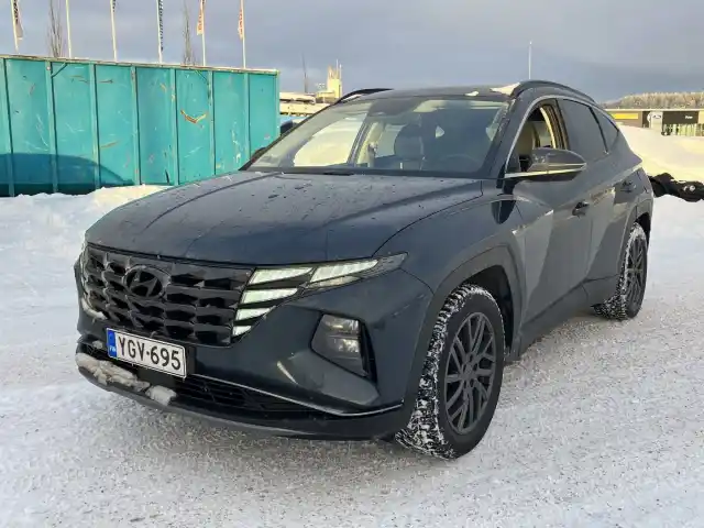 Sininen Maastoauto, Hyundai Tucson – YGV-695