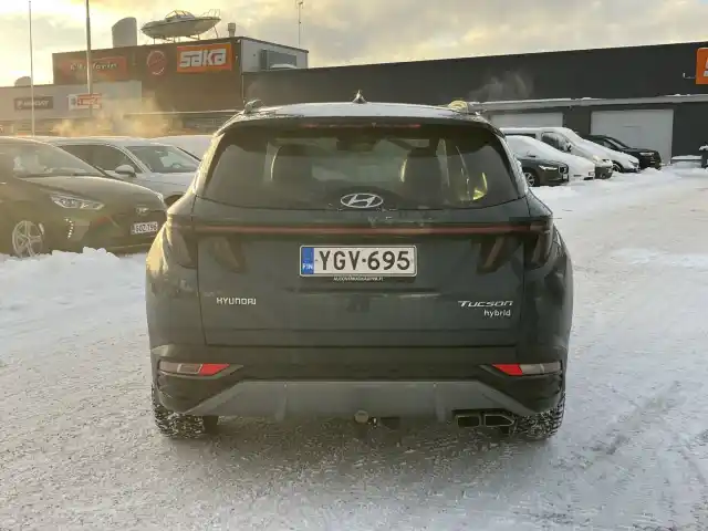 Sininen Maastoauto, Hyundai Tucson – YGV-695