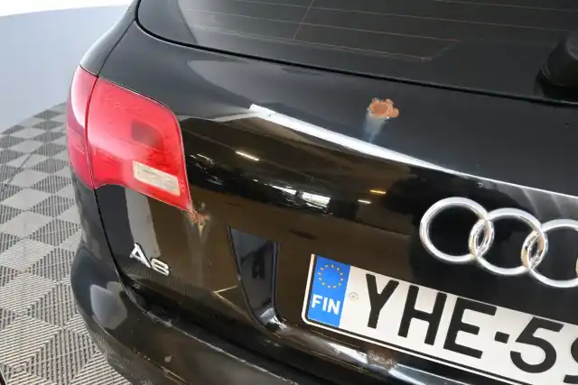 Musta Farmari, Audi A6 – YHE-593