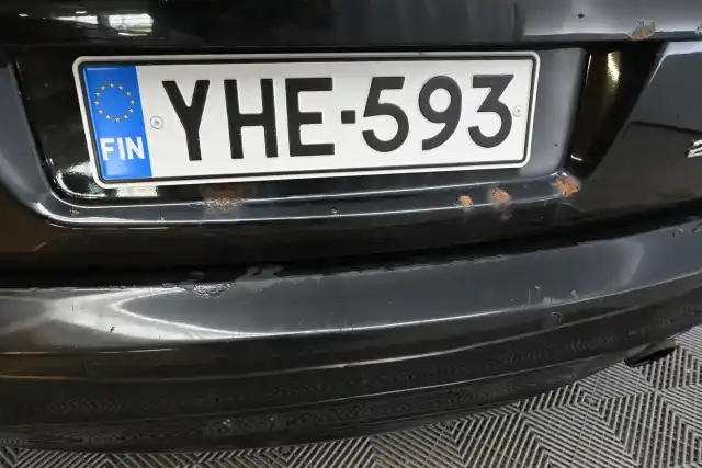 Musta Farmari, Audi A6 – YHE-593