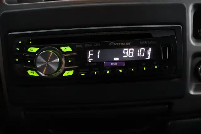Hopea Pakettiauto, Toyota Hiace – YHN-131