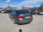Harmaa Sedan, BMW 530 – YHN-137, kuva 3