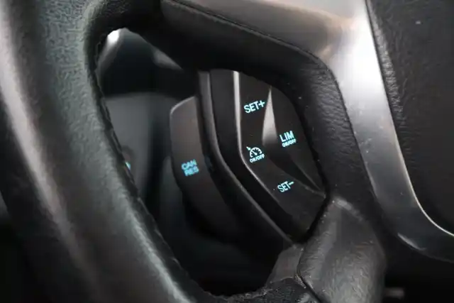 Sininen Tila-auto, Ford C-Max – YHN-339