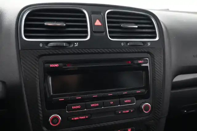 Harmaa Farmari, Volkswagen Golf – YHO-846