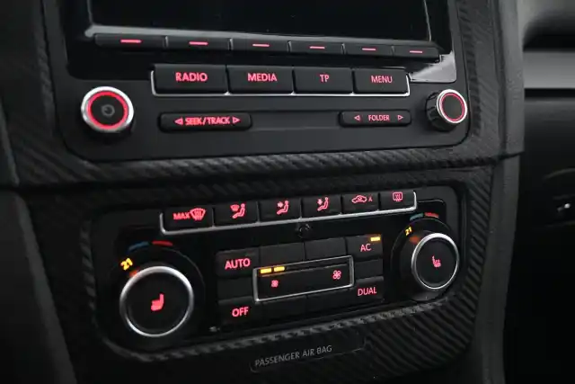 Harmaa Farmari, Volkswagen Golf – YHO-846