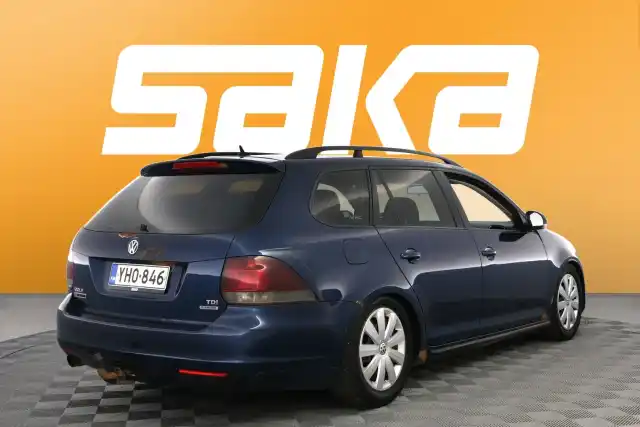 Harmaa Farmari, Volkswagen Golf – YHO-846